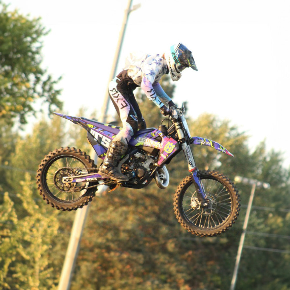 Dirtbike Jumping 